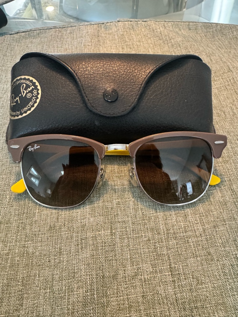 RARE Ray-Ban Clubmaster Sunglasses Brown Frame with Yellow Temples